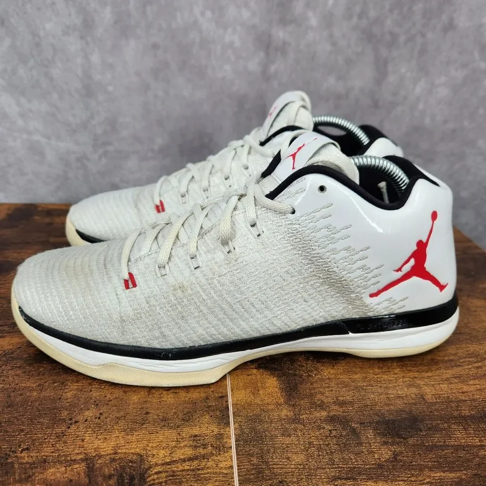 Air Jordan 31 Low Chicago Bulls‎ Sneakers Mens 9 White Red Shoes 897564-101